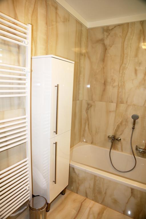 Penthouse Griemann 2 Fuer Max 4 Personen Mit Eigener Grosser Dachterrasse Zum Relaxen! Illmitz Exterior foto